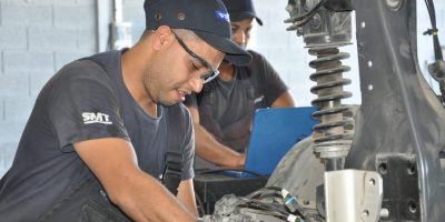 SMT Services Technicians Support Technicien Volvo
